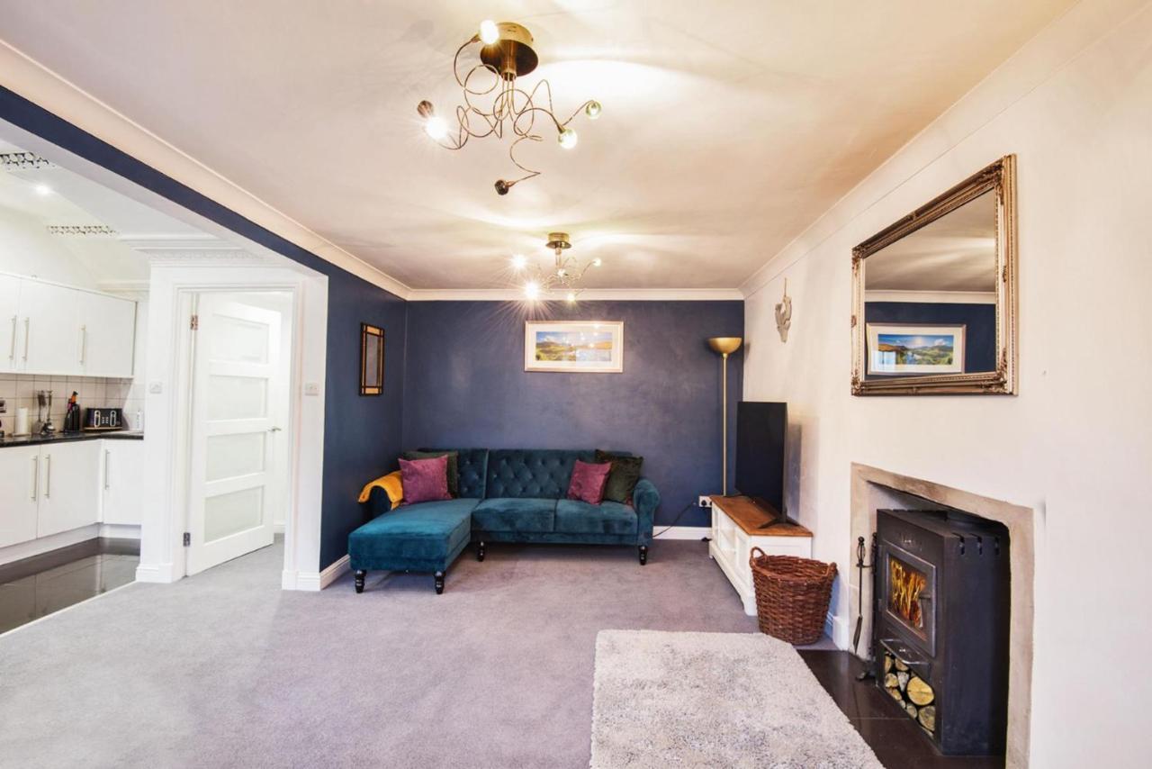 Unique 2 Bedroom In Flat Kirriemuir - Scotland Exterior foto