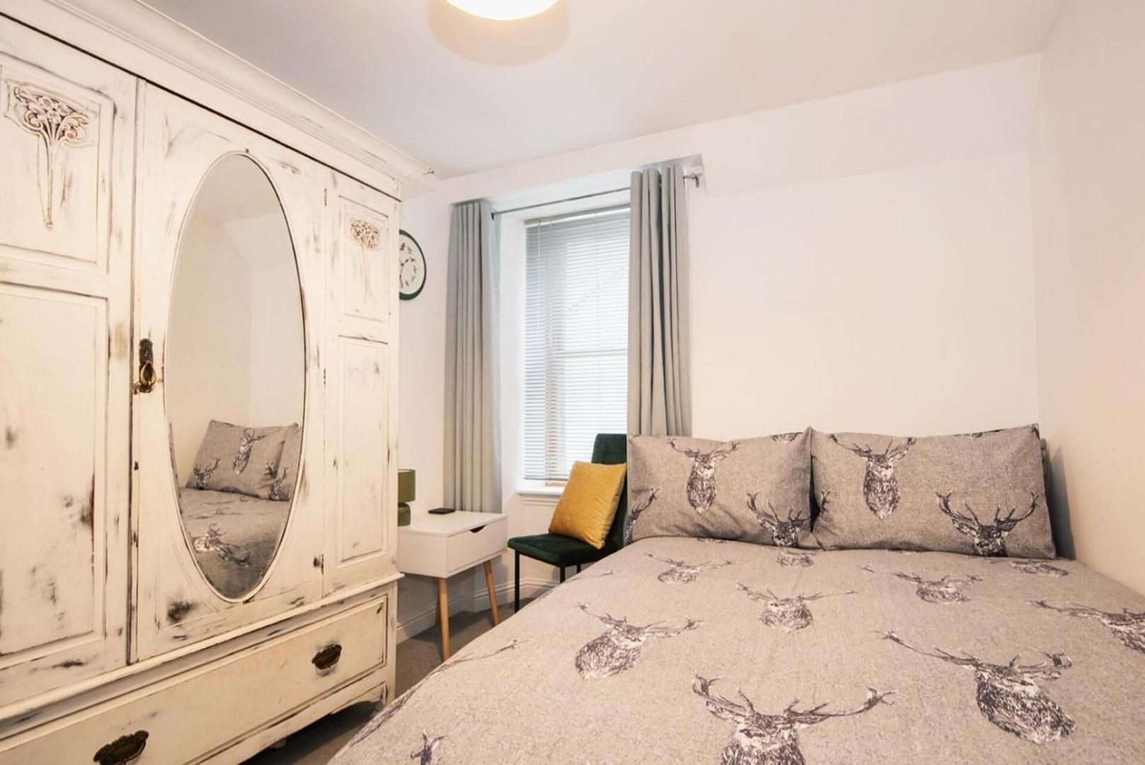 Unique 2 Bedroom In Flat Kirriemuir - Scotland Exterior foto